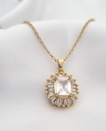 Royal Cystal Necklace