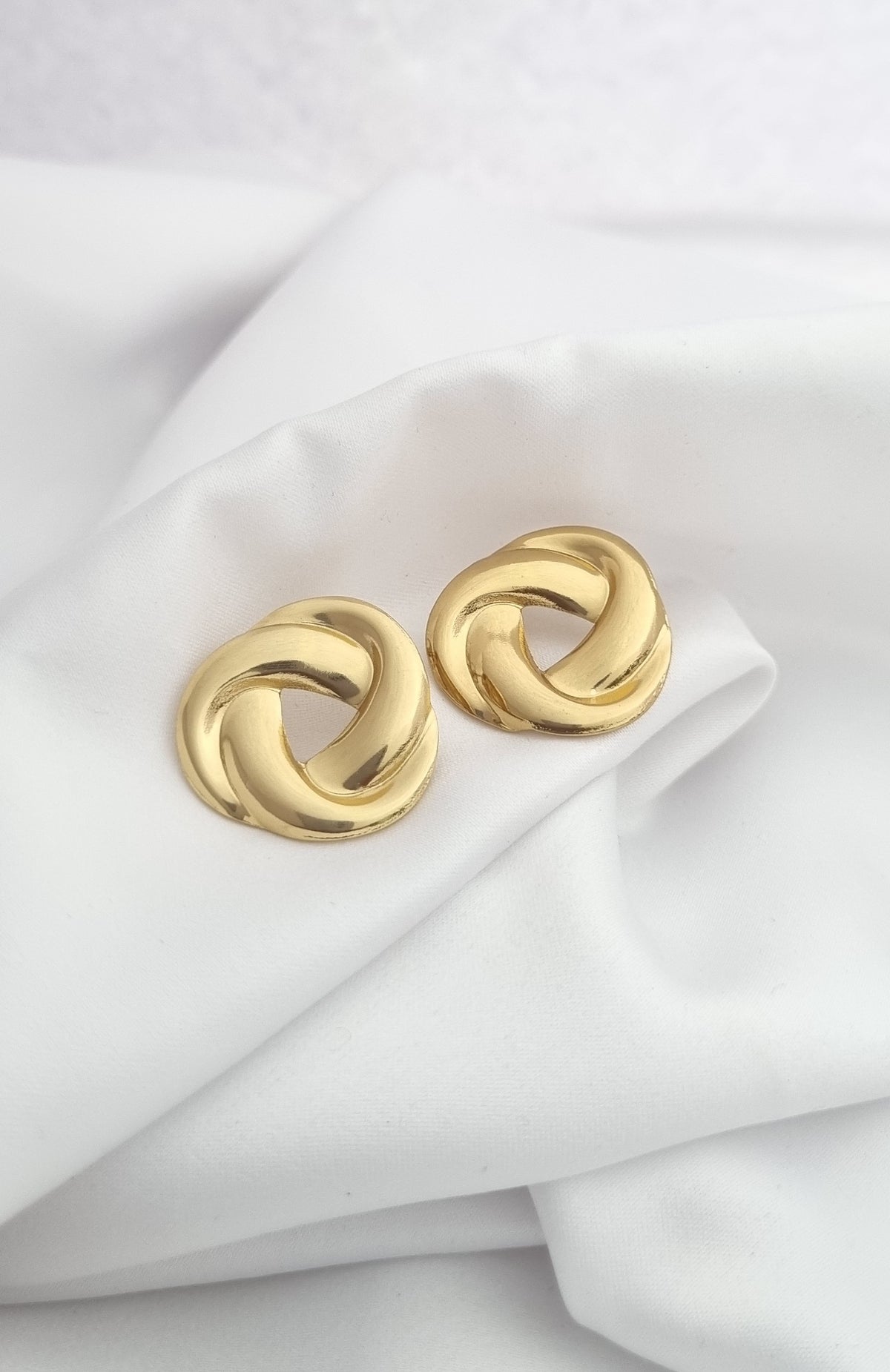 No loop Thud-Studs