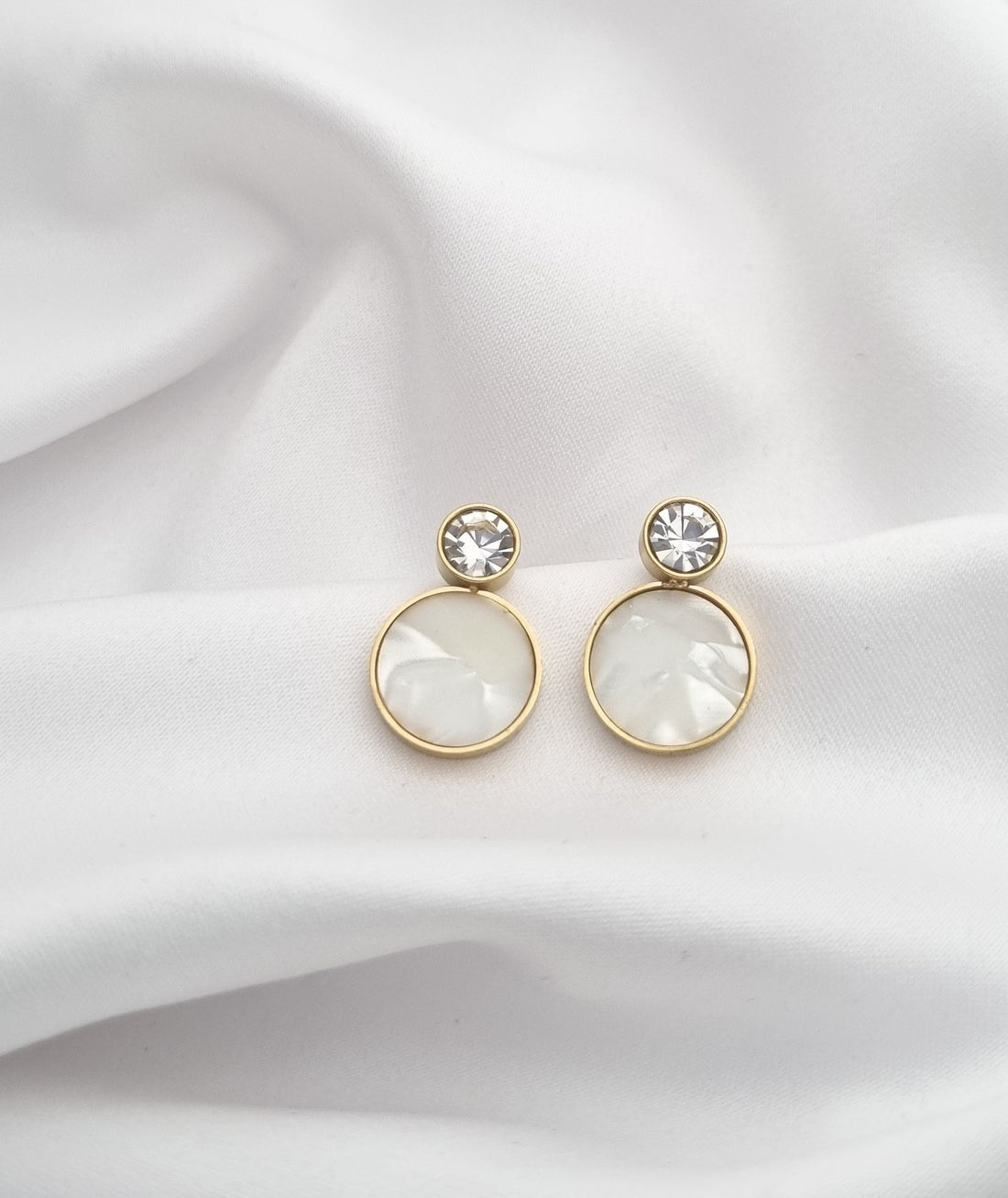 Opal filled Thud-Studs