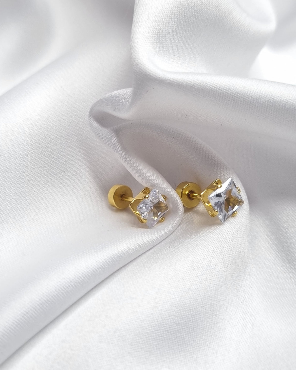 Cystral Thud-Studs