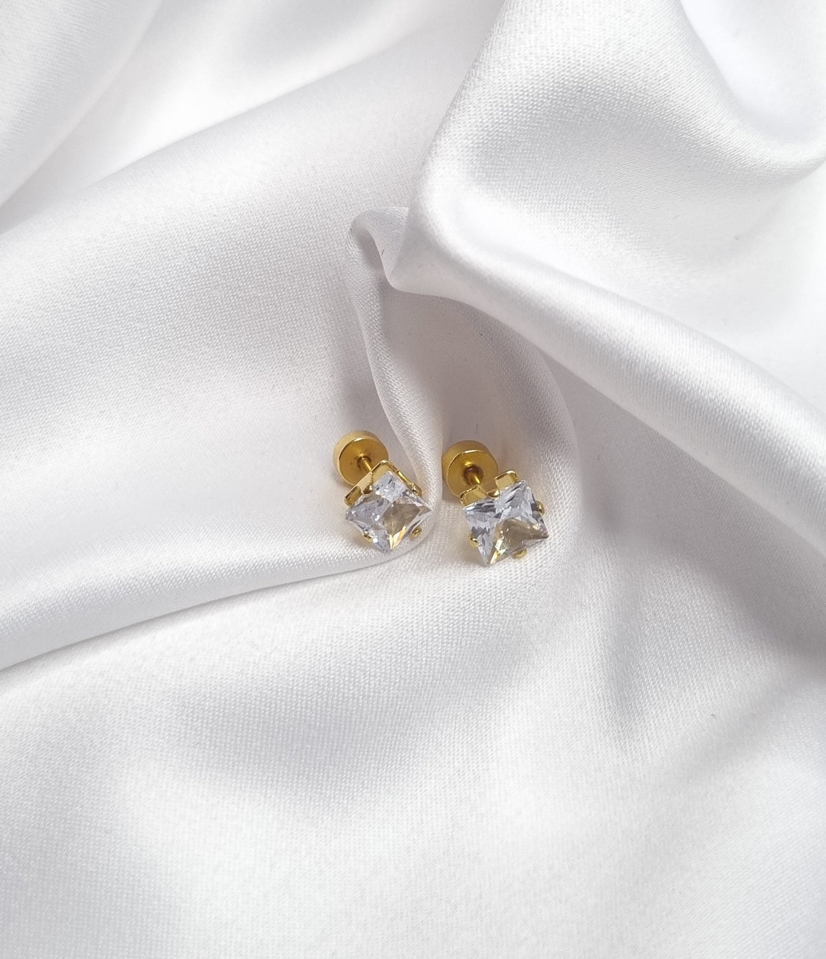 Cystral Thud-Studs