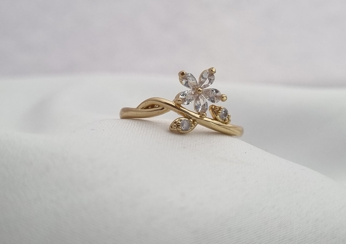 Cystal Plumeria Ring
