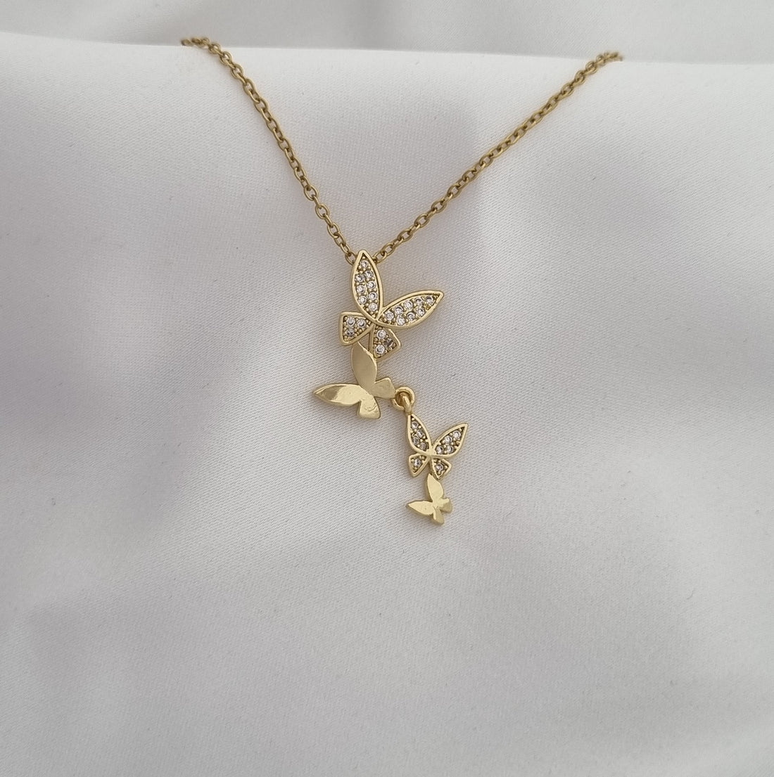 Butterflies villa Necklace