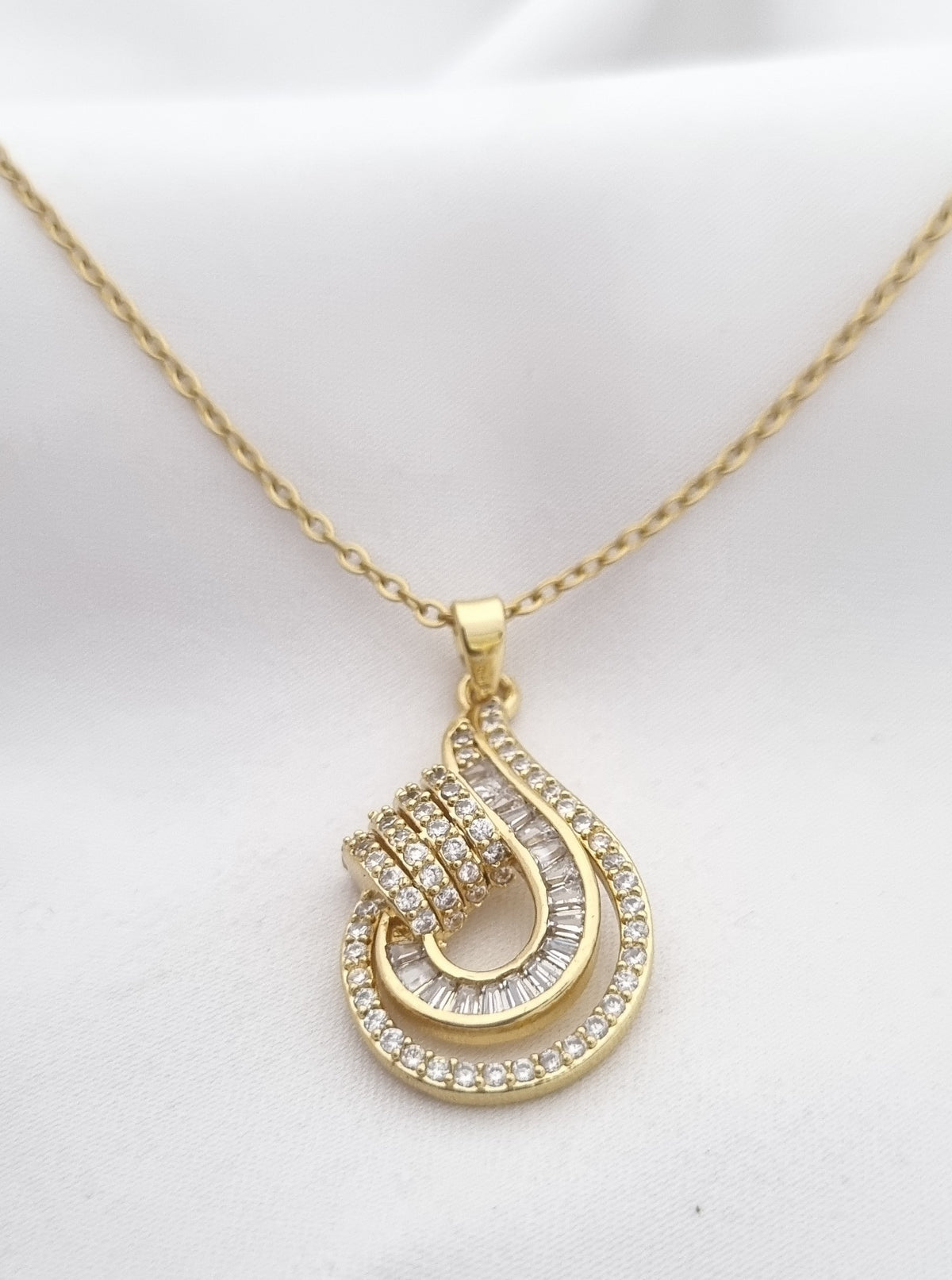 Queen's Choice Necklace