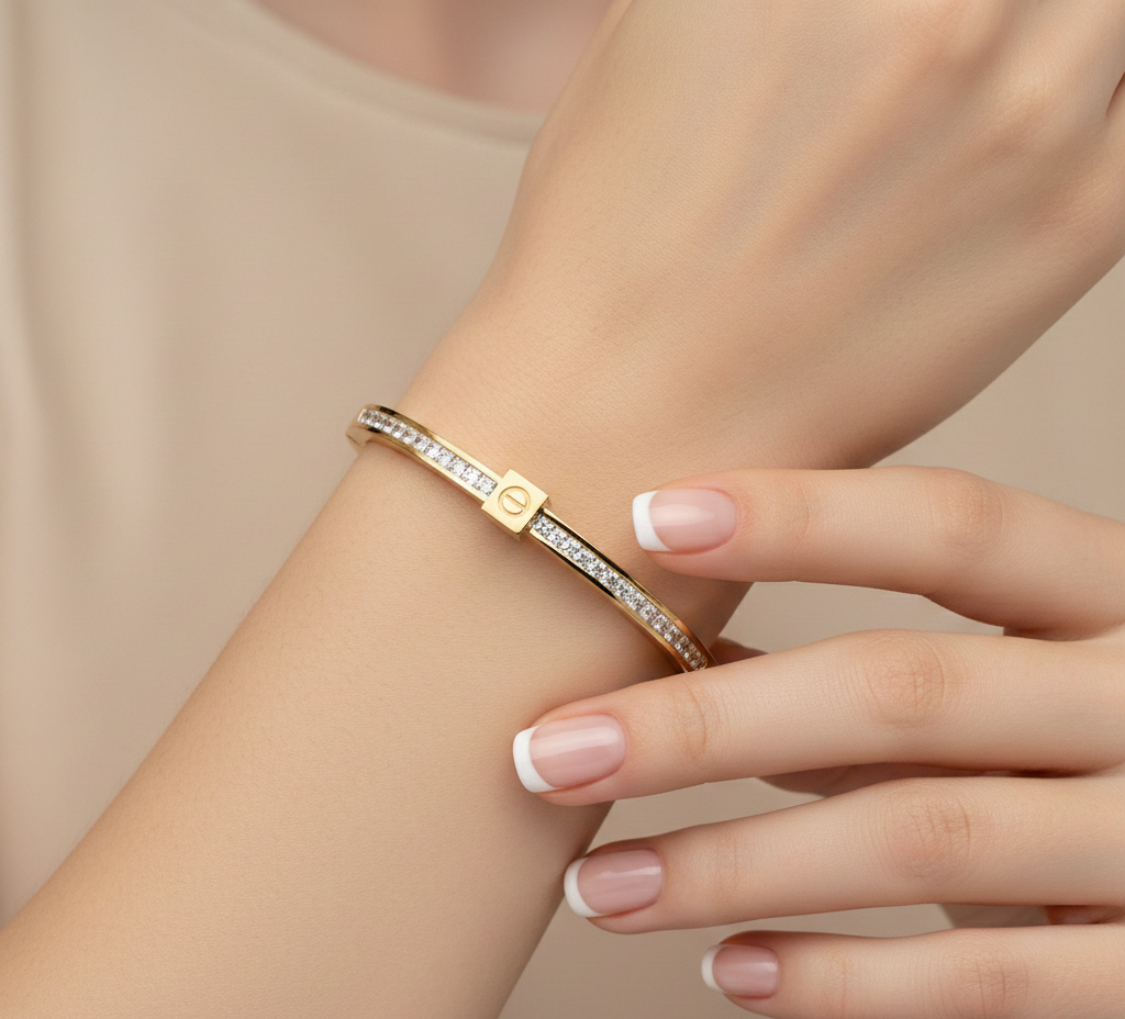 Minimalistic Cartier Bracelet